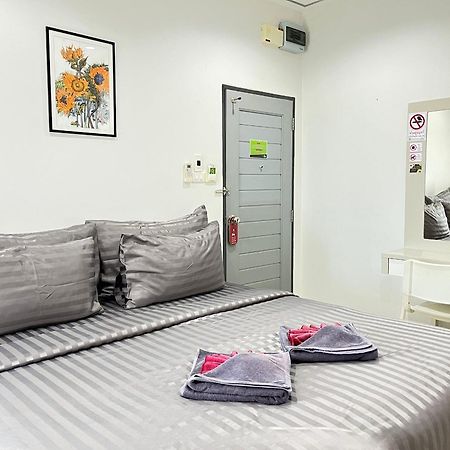The Gun Hotel Surin Dış mekan fotoğraf